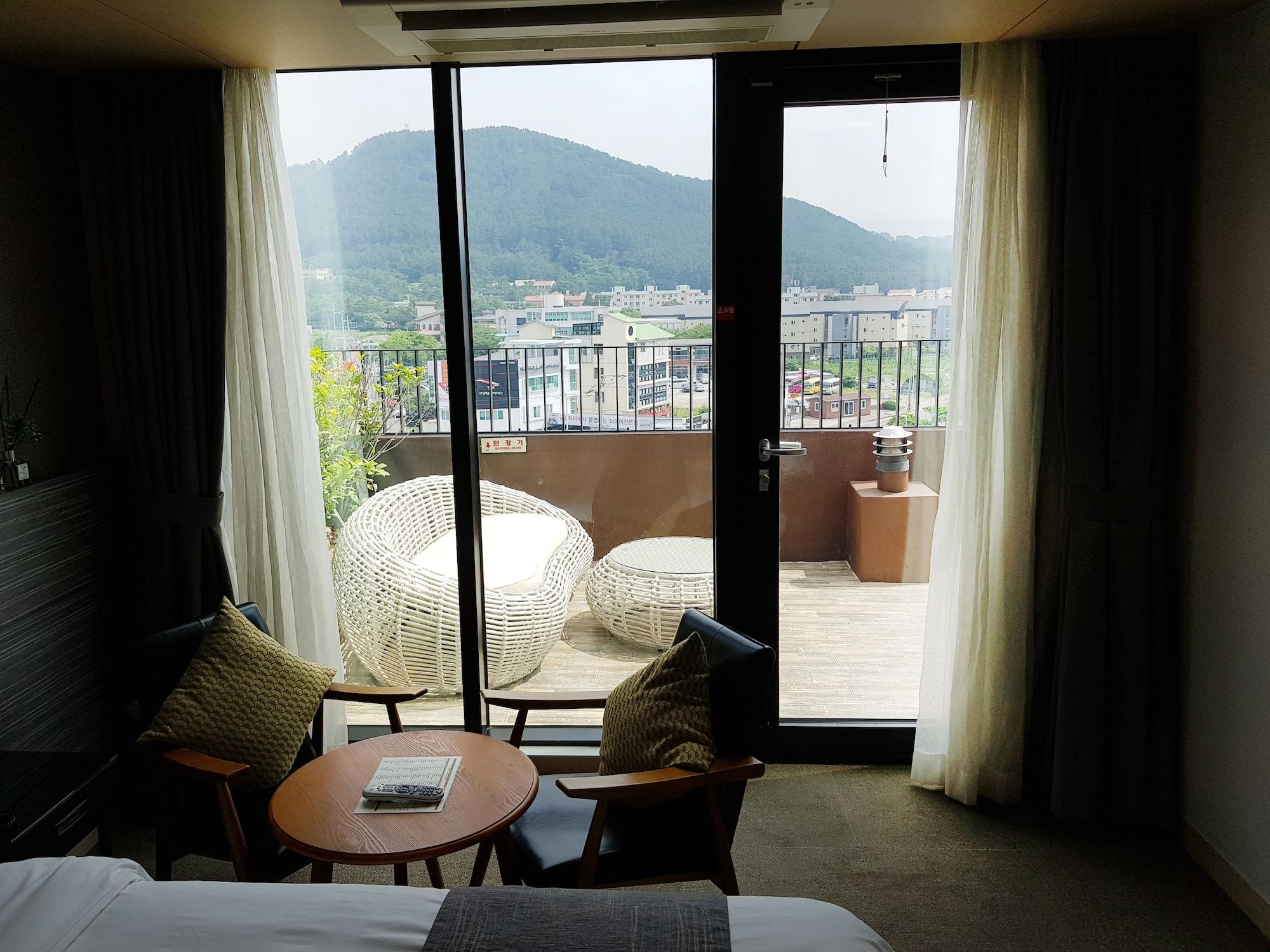 I-Jin Hotel Jeju Exterior foto